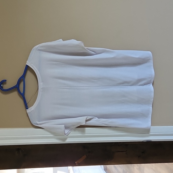 Shirt - Picture 5 of 5